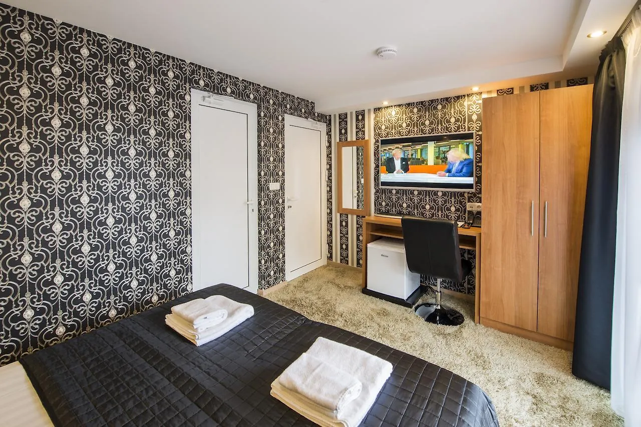 Villa Monte Dana Zwanenburg Apartamento